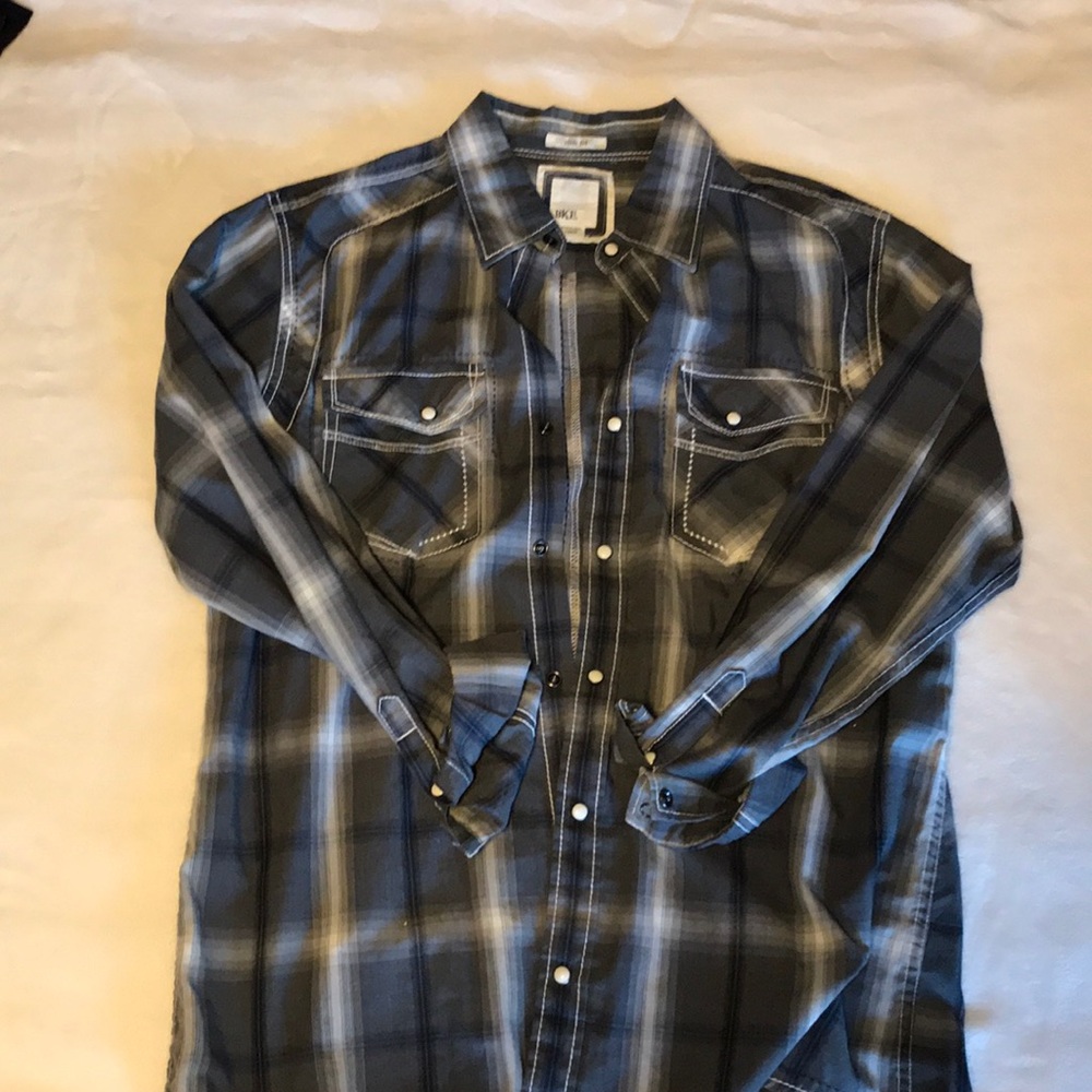 Men’s long sleeve BKE shirt